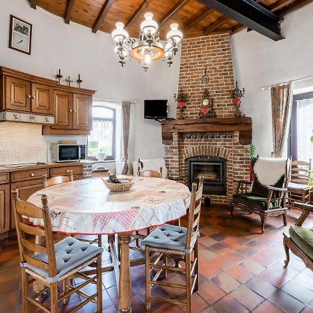 Stunning Holiday Home In Oombergen With Terrace And Garden Zottegem Esterno foto
