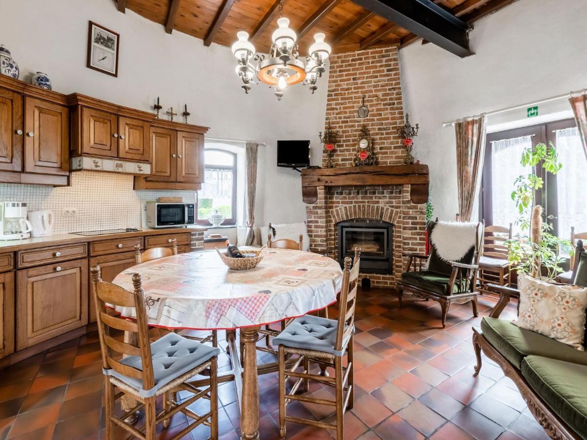 Stunning Holiday Home In Oombergen With Terrace And Garden Zottegem Esterno foto