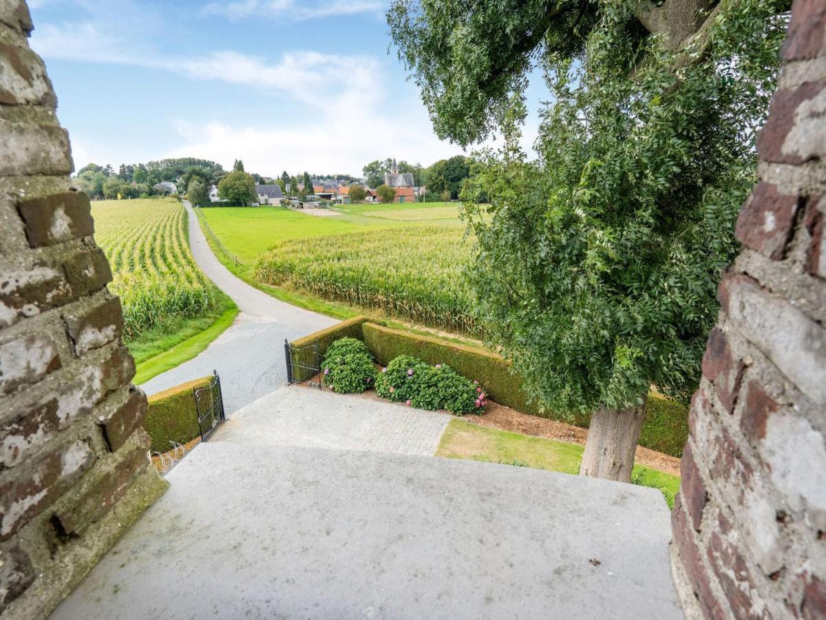 Stunning Holiday Home In Oombergen With Terrace And Garden Zottegem Esterno foto