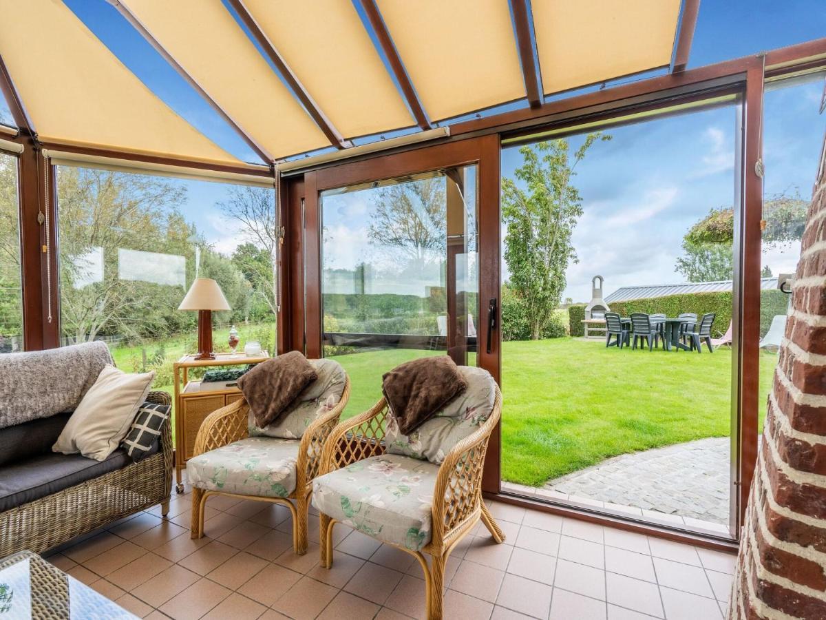 Stunning Holiday Home In Oombergen With Terrace And Garden Zottegem Esterno foto