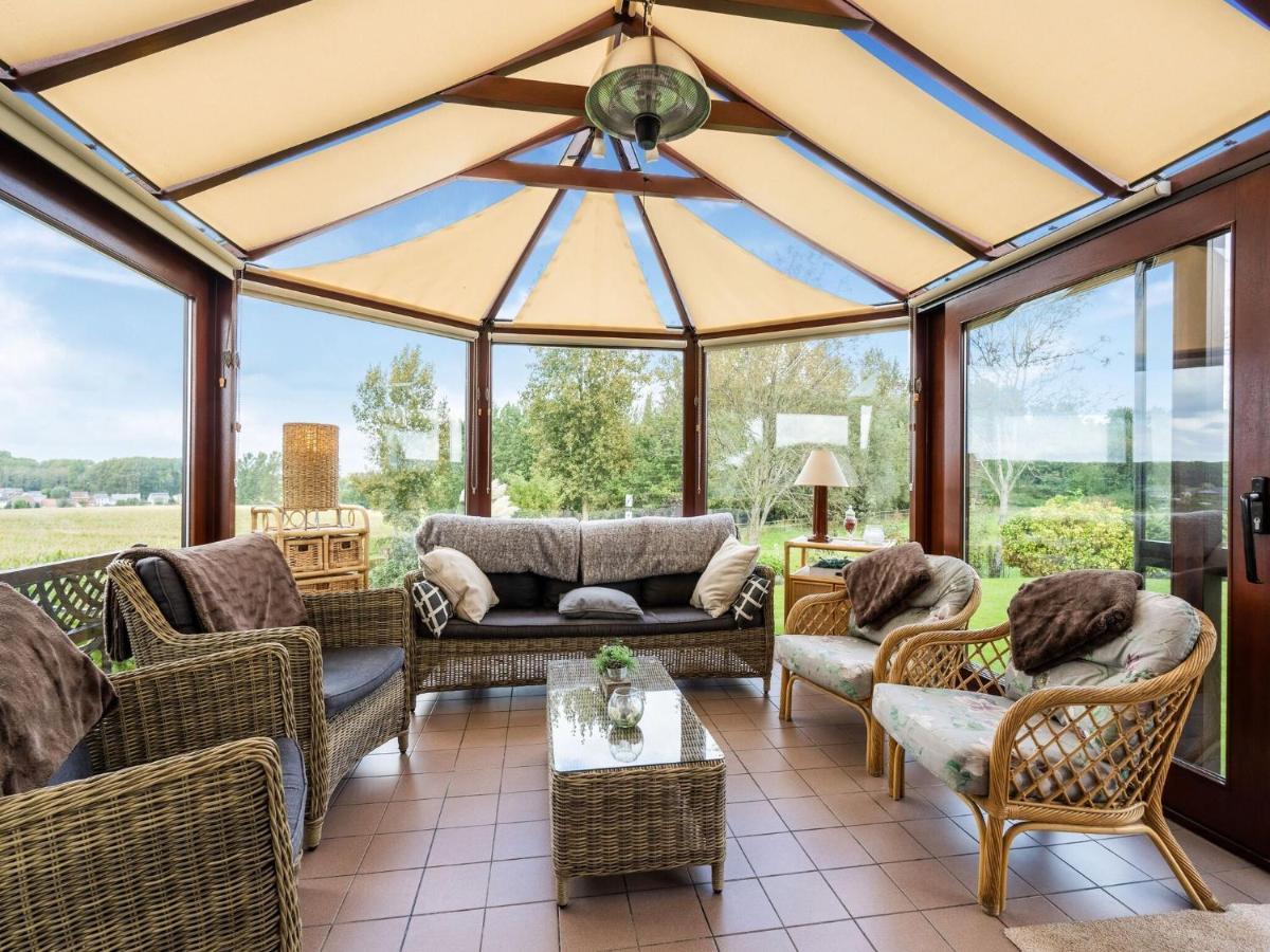 Stunning Holiday Home In Oombergen With Terrace And Garden Zottegem Esterno foto