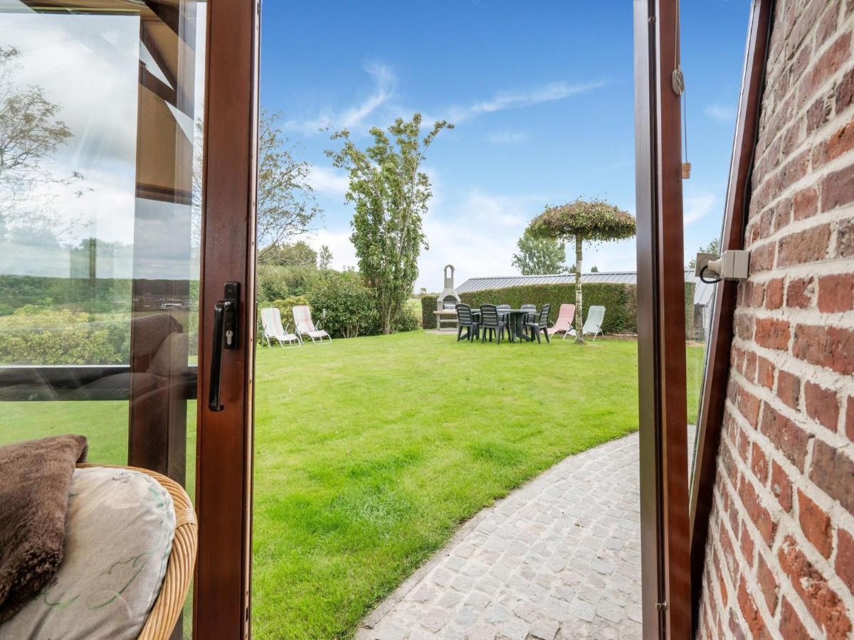 Stunning Holiday Home In Oombergen With Terrace And Garden Zottegem Esterno foto