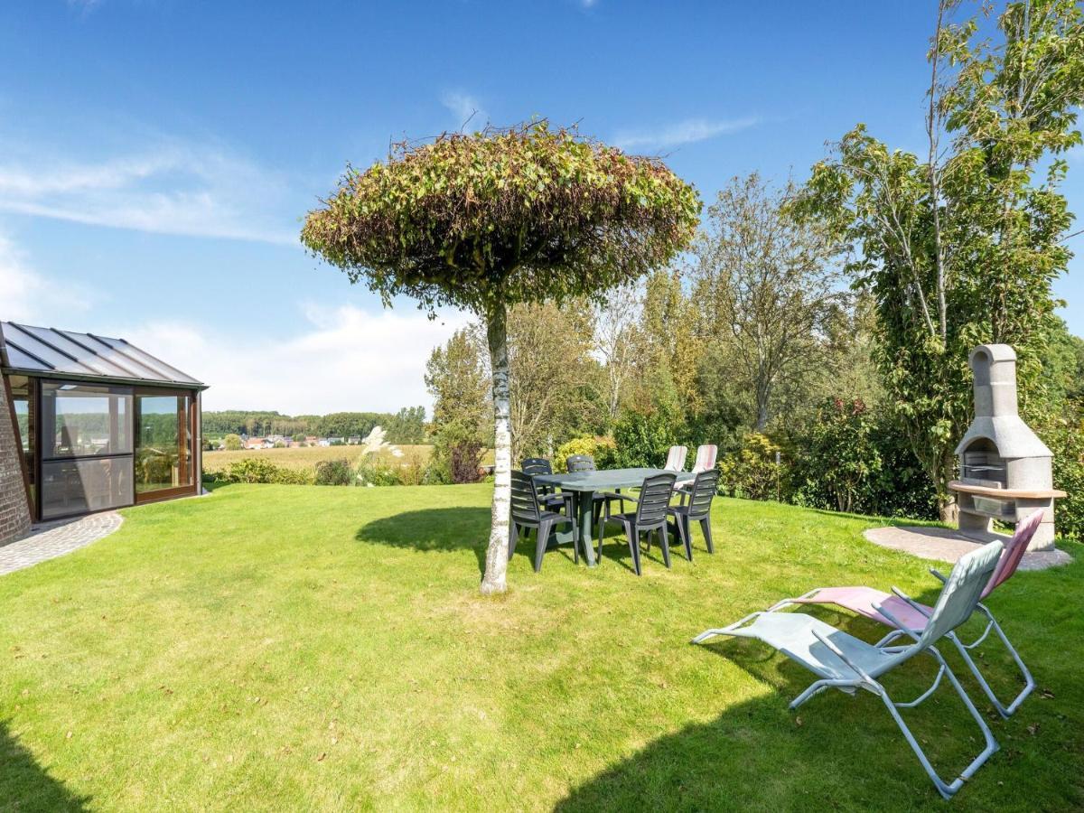 Stunning Holiday Home In Oombergen With Terrace And Garden Zottegem Esterno foto