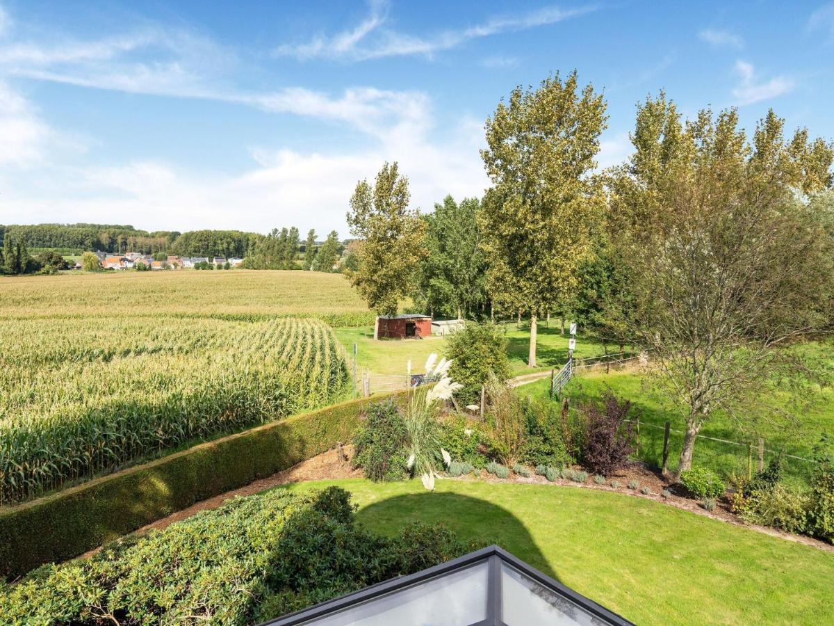 Stunning Holiday Home In Oombergen With Terrace And Garden Zottegem Esterno foto